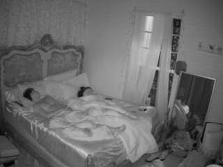 voyeurcam hornyhostel 03