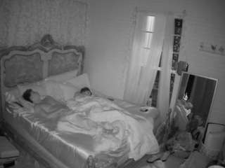 voyeurcam hornyhostel 03