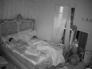 voyeurcam hornyhostel 03