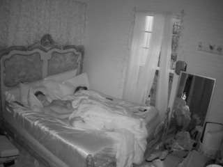 voyeurcam hornyhostel 03