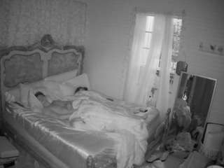 voyeurcam hornyhostel 03