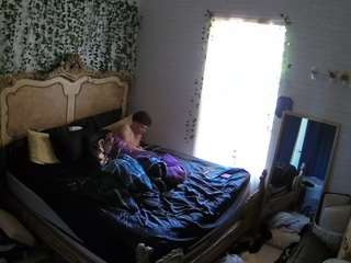 voyeurcam hornyhostel 03