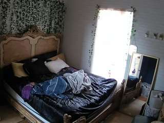 voyeurcam hornyhostel 03