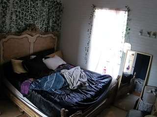 voyeurcam hornyhostel 03