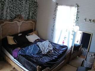 voyeurcam hornyhostel 03