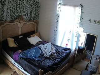 voyeurcam hornyhostel 03