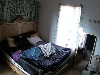 voyeurcam hornyhostel 03