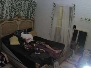 voyeurcam hornyhostel 03