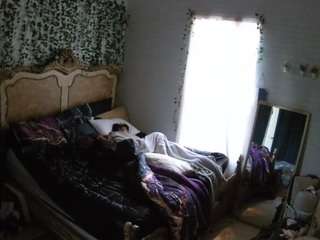 voyeurcam hornyhostel 03