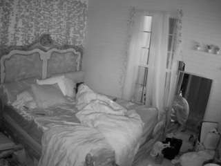 voyeurcam hornyhostel 03