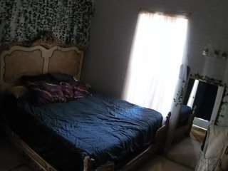 voyeurcam hornyhostel 03