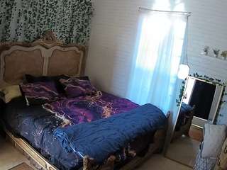 voyeurcam hornyhostel 03