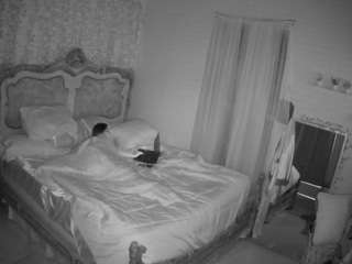 voyeurcam-hornyhostel-03
