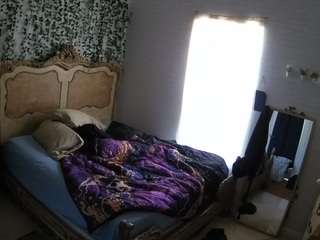 voyeurcam hornyhostel 03