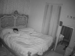 voyeurcam-hornyhostel-03