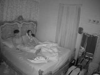 voyeurcam hornyhostel 03