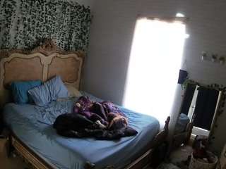 voyeurcam hornyhostel 03