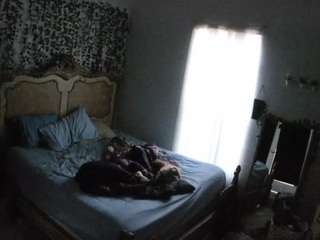 voyeurcam hornyhostel 03