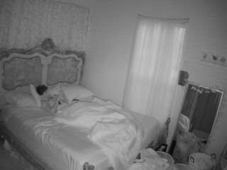 voyeurcam-hornyhostel-03
