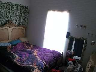 voyeurcam-hornyhostel-03