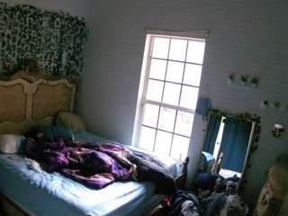 voyeurcam-hornyhostel-03 live cam profile