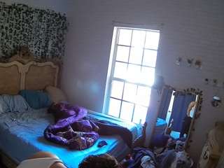 voyeurcam-hornyhostel-03 live cam profile