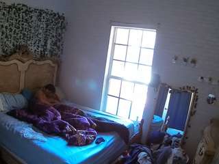 voyeurcam-hornyhostel-03