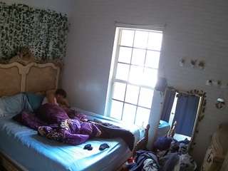 voyeurcam-hornyhostel-03 live cam profile