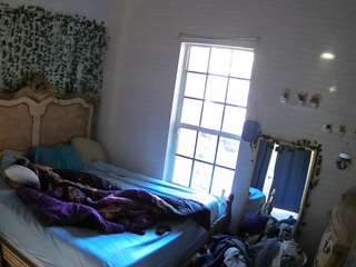 voyeurcam-hornyhostel-03 live cam profile