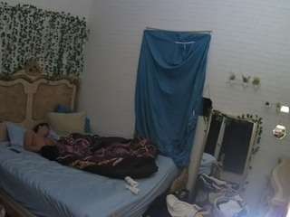 voyeurcam hornyhostel 03