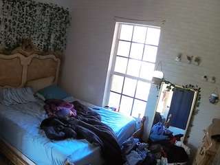 voyeurcam hornyhostel 03