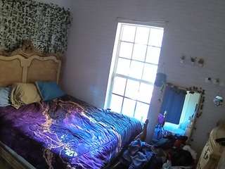 voyeurcam-hornyhostel-03
