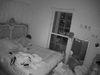 voyeurcam-hornyhostel-03 live cam profile