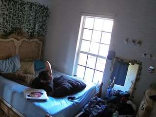 voyeurcam-hornyhostel-03