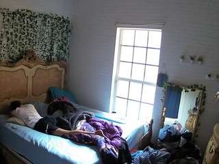 voyeurcam-hornyhostel-03