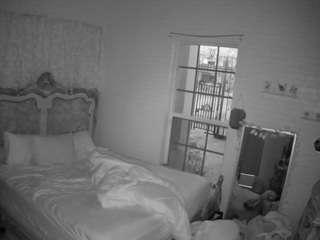 voyeurcam-hornyhostel-03