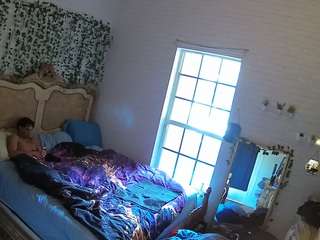 voyeurcam-hornyhostel-03
