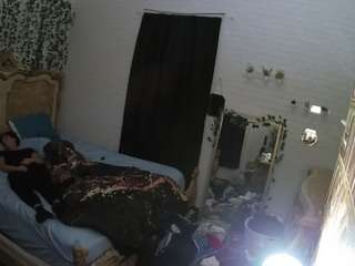 voyeurcam-hornyhostel-03
