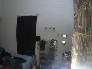 voyeurcam-hornyhostel-03