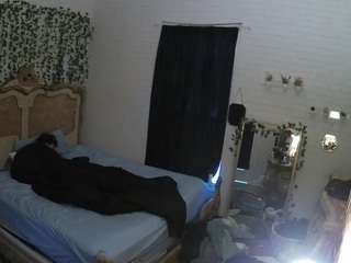 voyeurcam-hornyhostel-03