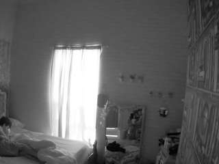 voyeurcam-hornyhostel-03