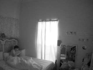 voyeurcam-hornyhostel-03