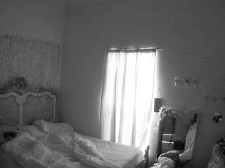 voyeurcam-hornyhostel-03