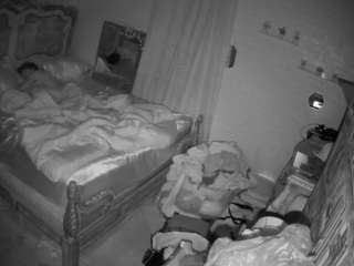 voyeurcam-hornyhostel-03