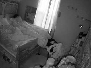 voyeurcam-hornyhostel-03