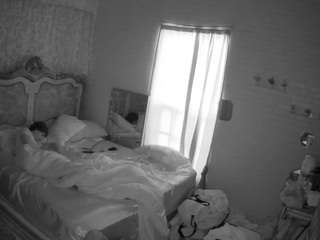 voyeurcam-hornyhostel-03