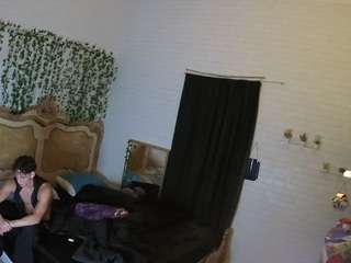 voyeurcam hornyhostel 03