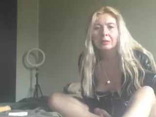 sunshine57's Live Sex Cam Show