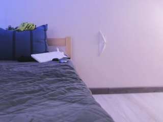 yourfeetmodel live cam profile