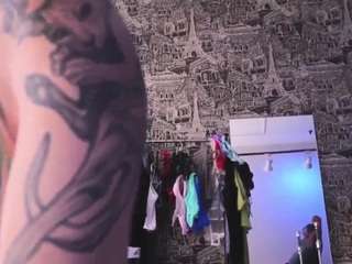 yourfeetmodel webcam